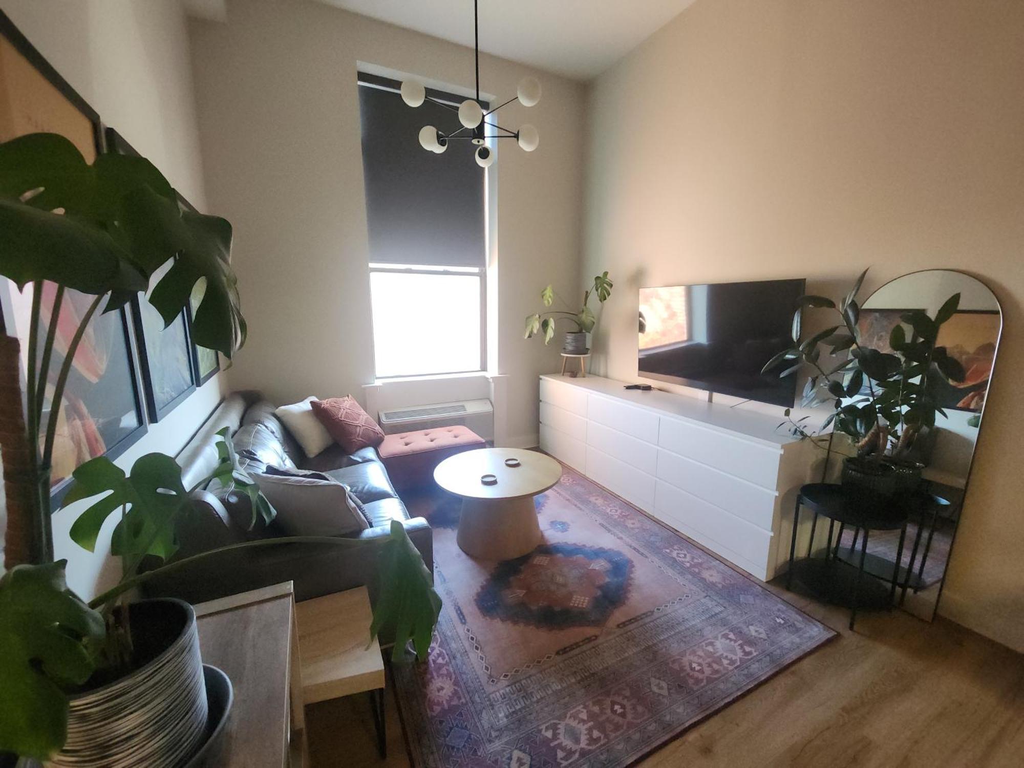Cozy And Tranquil 1-Bedroom Condo With Wifi, Ac In Historic 塞伦 外观 照片